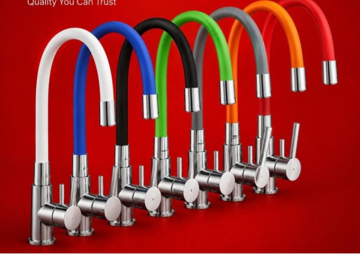 COLOURED FLEXIBLE  PILLAR TAP